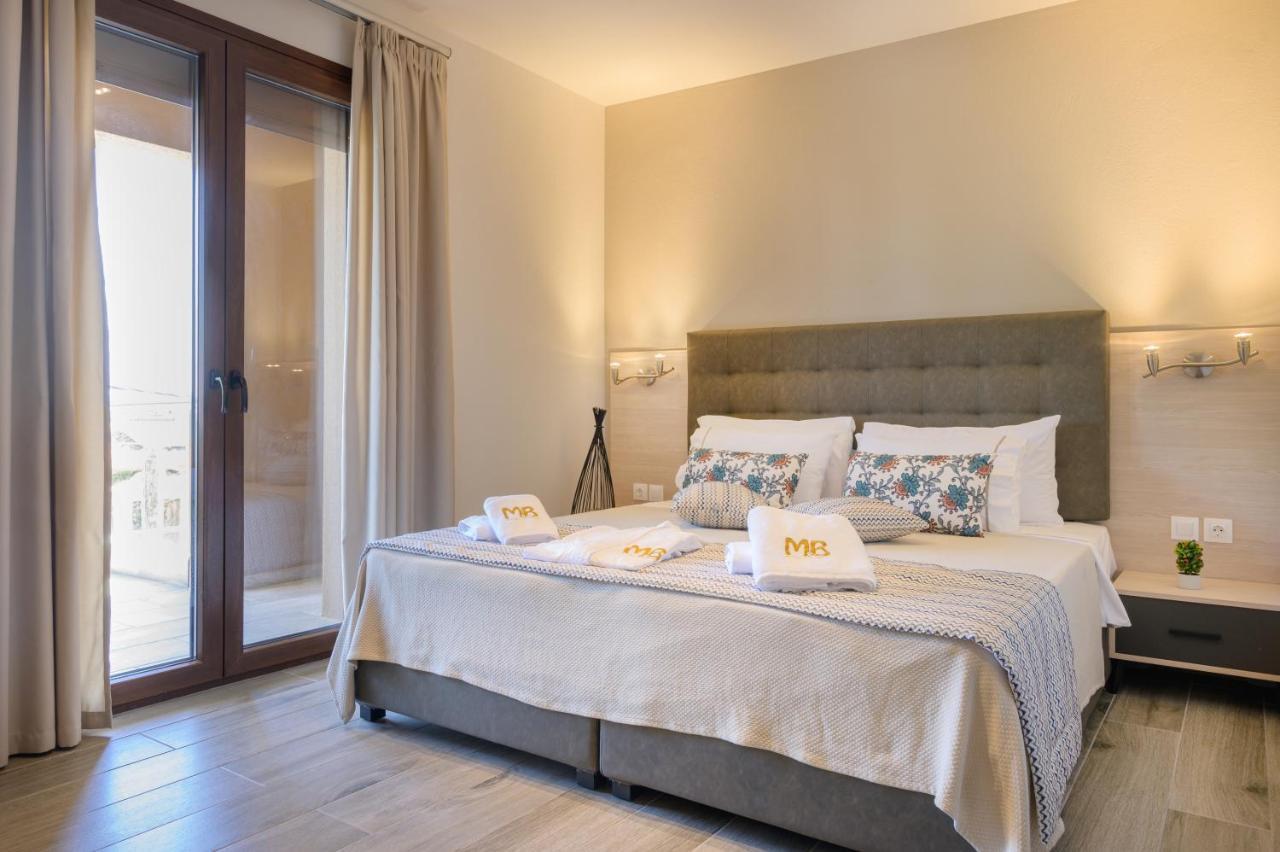 M&B Boutique Apartments Nea Roda Exterior foto