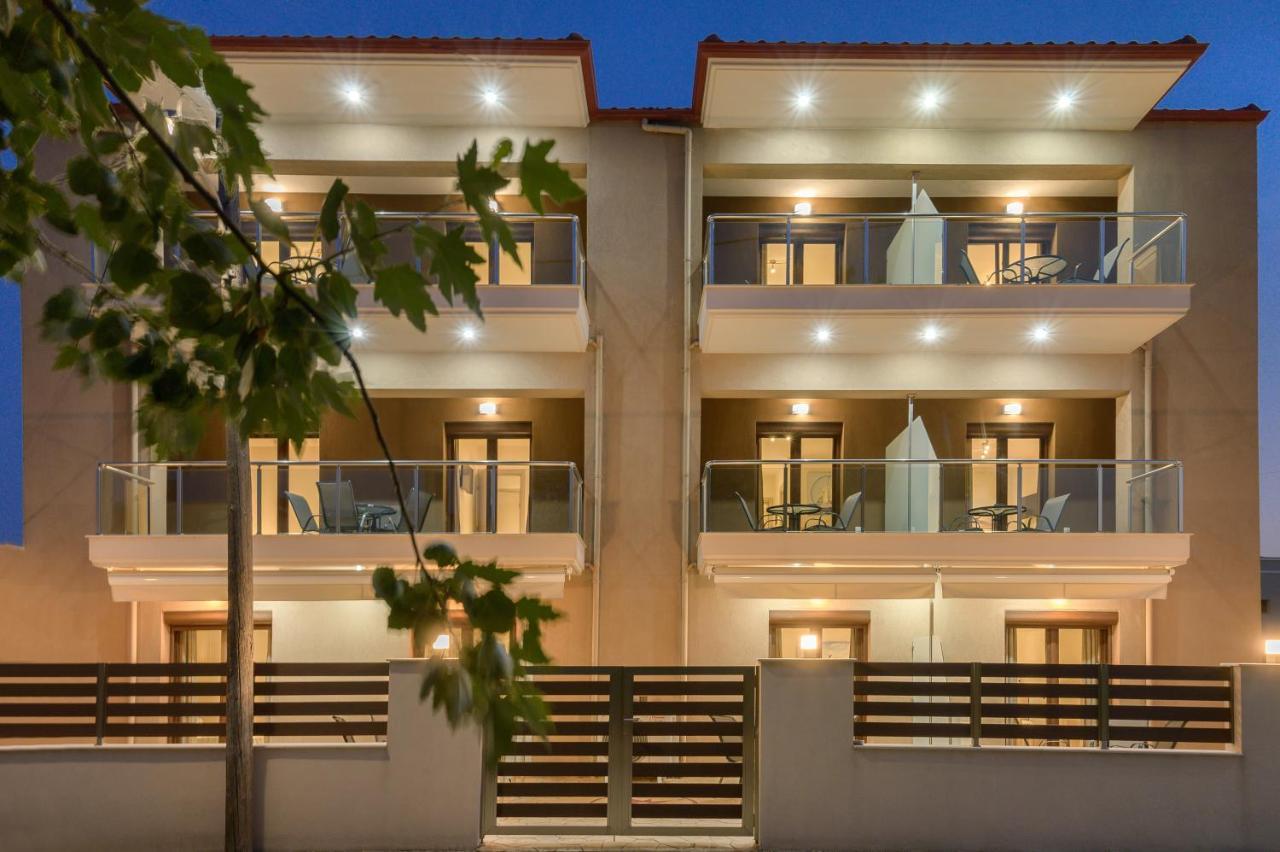 M&B Boutique Apartments Nea Roda Exterior foto